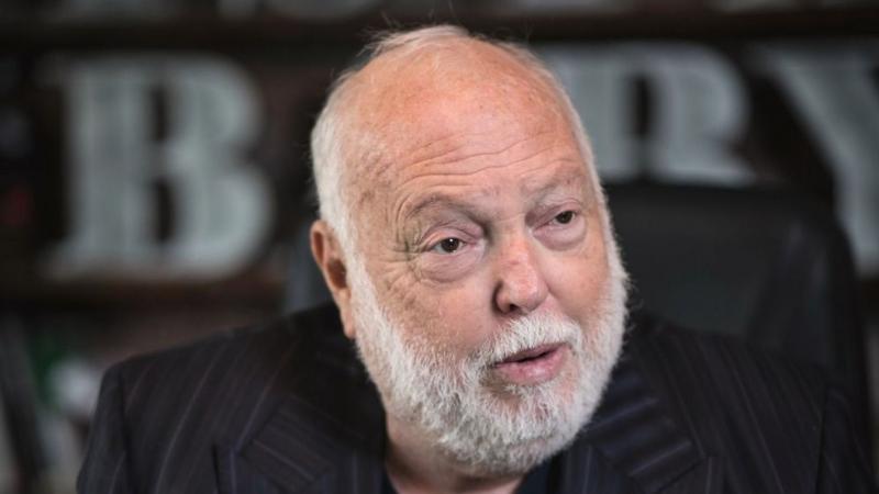 Szívfacsaró látvány: Hat évvel Andy Vajna eltávozása után így fest a sírja.