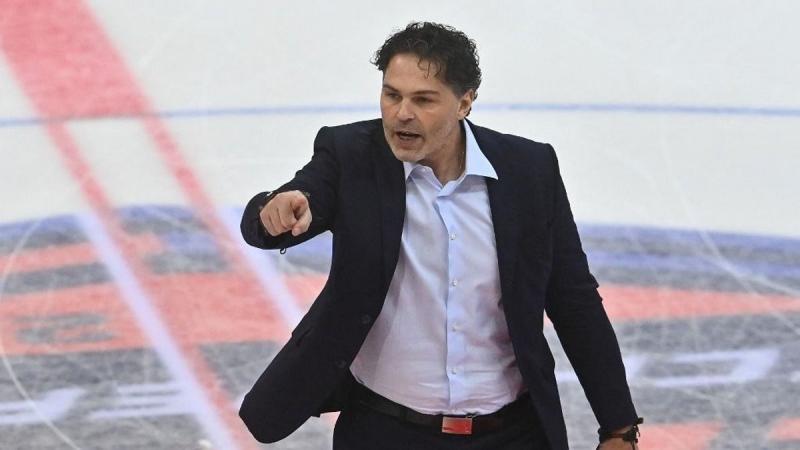 Jaromír Jágr, a cseh jégkorong ikonja, elindította 38. profi szezonját, amely újabb izgalmas fejezetet ígér a sportág történetében. Nézd meg a videót, és merülj el a legendás játékos kalandjaiban!