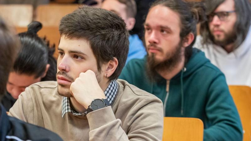 Ismét a tudományos közélet reflektorfényébe került Fehérvár, ahol izgalmas események zajlanak (galéria)