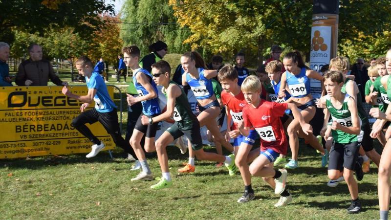 Elképesztő környezet vette körül a versenyt, ahol a résztvevők a természet szépségeiben merülhettek el.