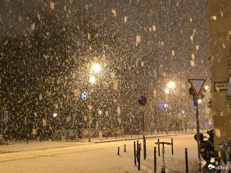 Lehetséges, hogy az idei karácsony fehér lesz? A szakértő véleménye szerint...