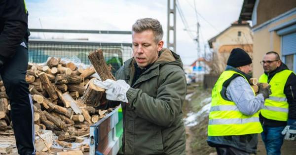 Magyar Péter pártja határozottan kiállt a fatüzelésű kályhák használata mellett.